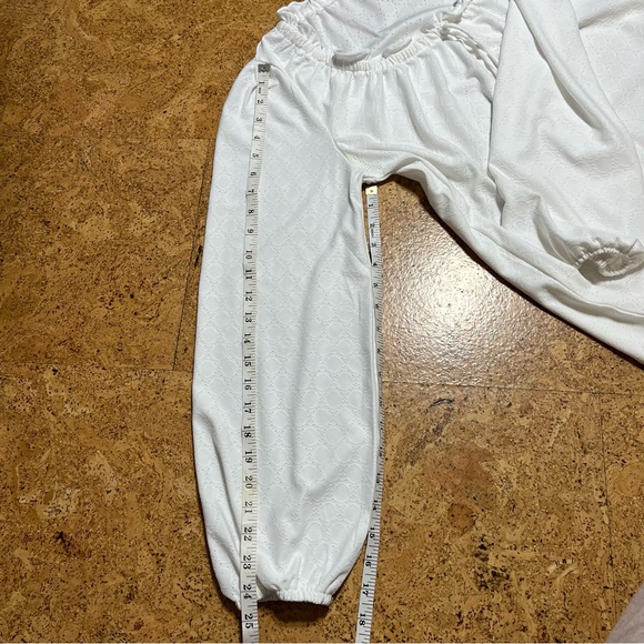 MICHAEL Michael Kors White Eyelet Peasant Top Sz L - Picture 11 of 11